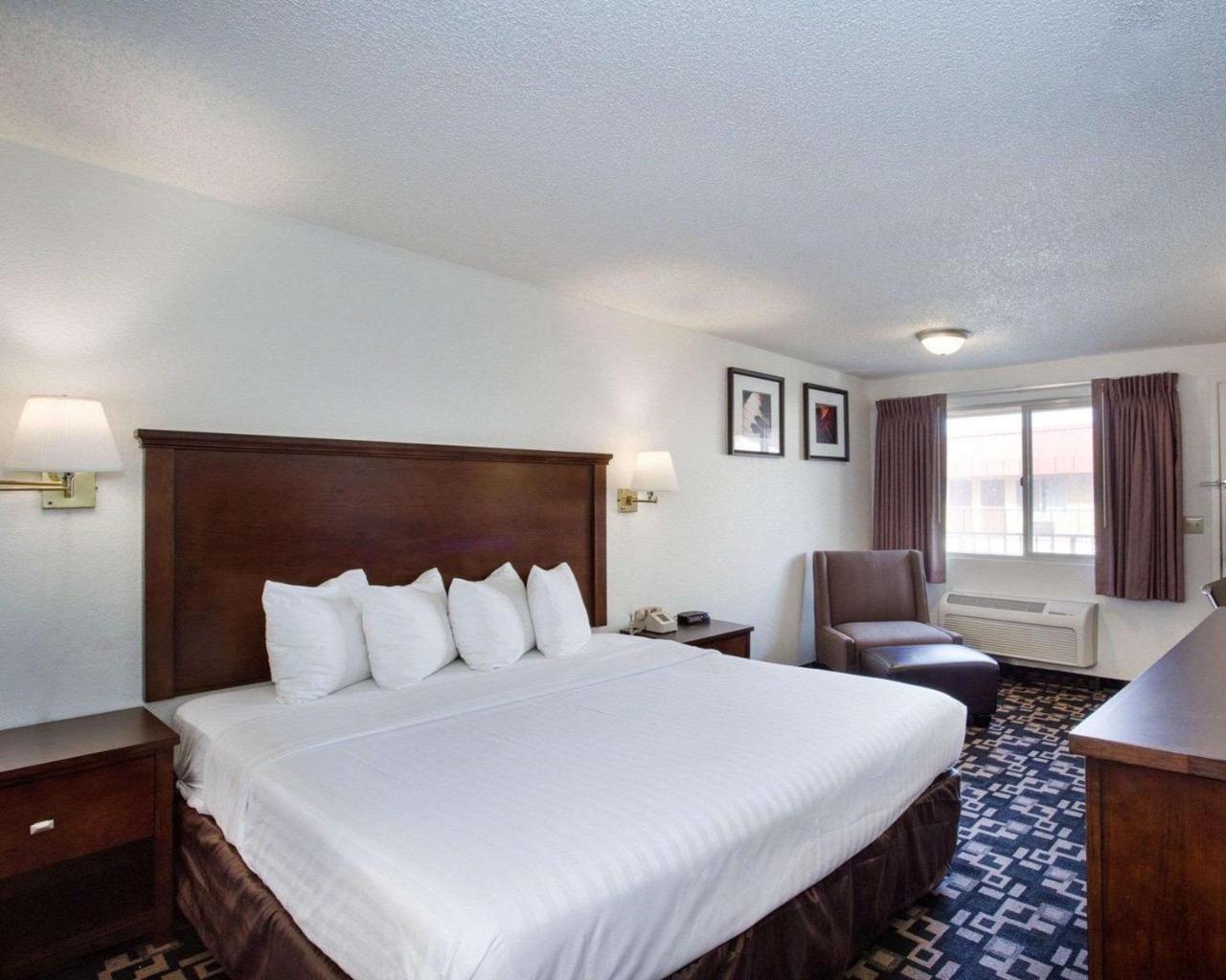 Morningglory Inn & Suites Μπέλινγκχαμ Εξωτερικό φωτογραφία