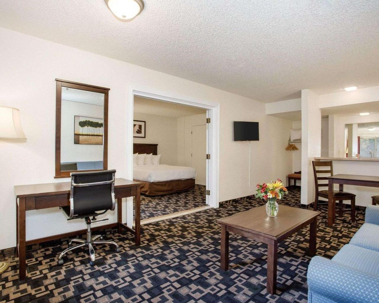 Morningglory Inn & Suites Μπέλινγκχαμ Εξωτερικό φωτογραφία