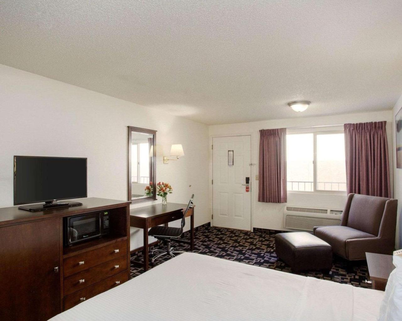 Morningglory Inn & Suites Μπέλινγκχαμ Εξωτερικό φωτογραφία
